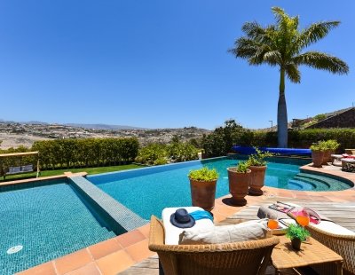 Holiday home in Spain villa booking