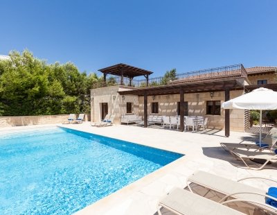 Villa in Aphrodite Hills Resort to rent