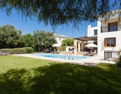 Villa rentals in Paphos