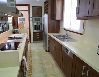 Villa holidays in Aphrodite Hills Resort