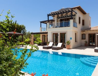 Villas in Aphrodite Hills Resort