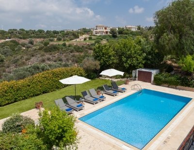 Villa rentals in Paphos