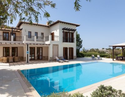 Villas in Aphrodite Hills Resort