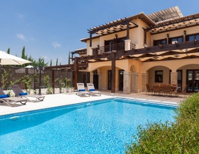 Villa rentals in Aphrodite Hills Resort