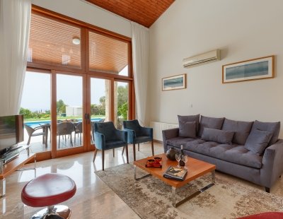 Book a villa in Aphrodite Hills Resort
