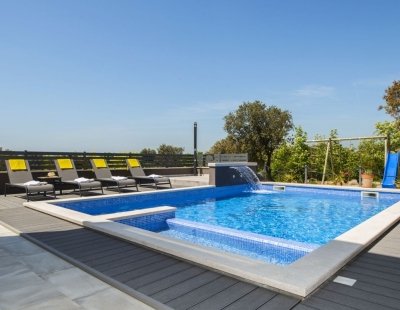 Villa rentals in Labin