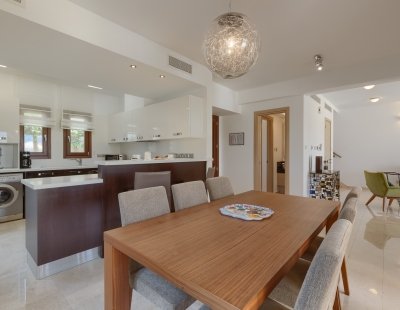 Book a villa in Aphrodite Hills Resort