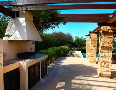 Villa holidays in Aphrodite Hills Resort
