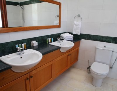 Holiday home in Cyprus villa booking