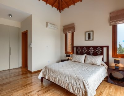 Book a villa holiday in Aphrodite Hills Resort
