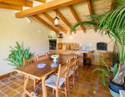 Book a villa in Mallorca
