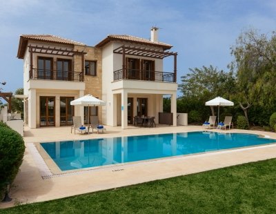 Villa in Aphrodite Hills Resort to rent