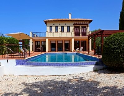 Villa in Aphrodite Hills Resort to rent