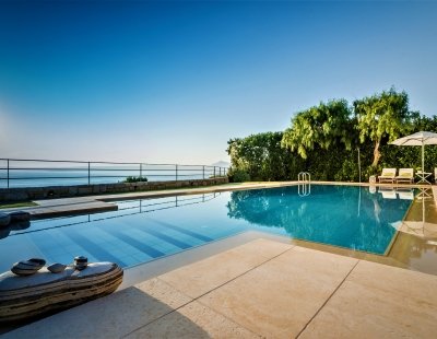 Villa rentals in Greece