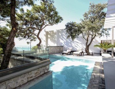 Villa rentals in Greece