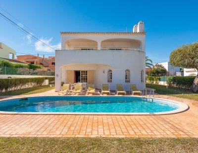 Villa rentals in Algarve