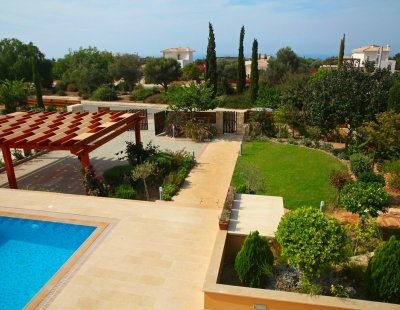 Holiday home in Cyprus villa booking