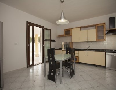 Book a villa holiday in Flumini