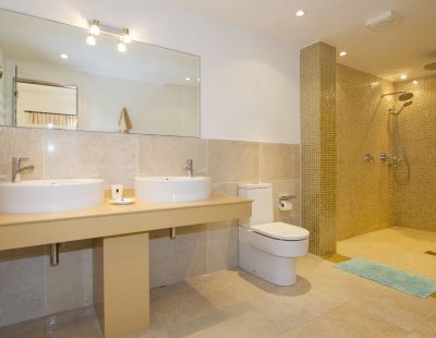 Book a villa in Spain