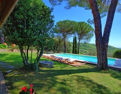 Villa rentals in Florence