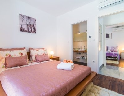 Book a villa in Labin