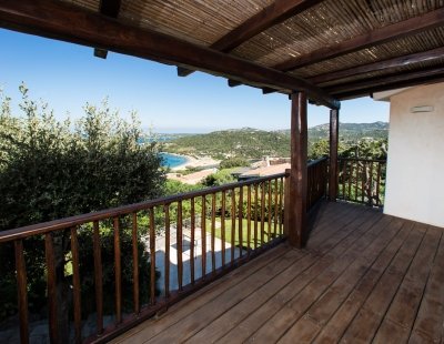 Villa rentals in Baia Sardinia