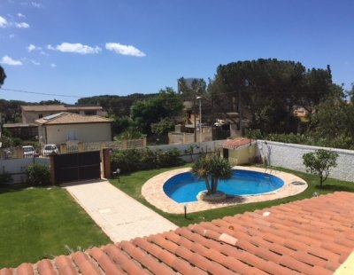 Villas in Flumini