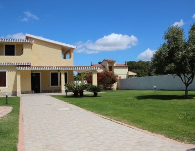 Holiday home in Flumini villa booking