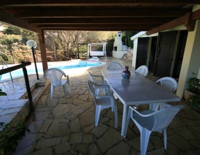 Villa holidays in Torre delle Stelle