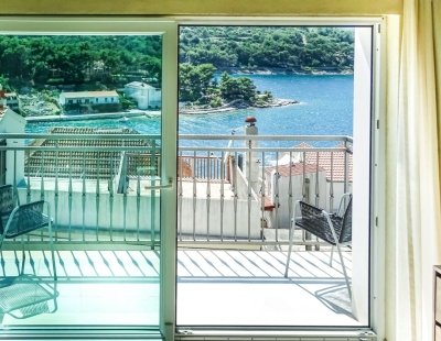 Book a villa holiday in Dalmatia