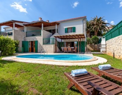Book a villa in Croatia