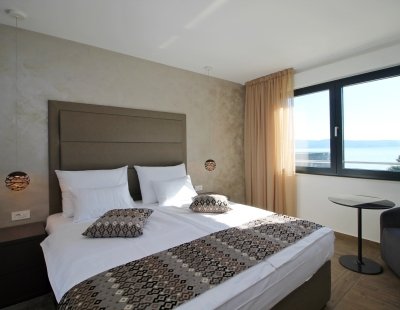 Villa holidays in Omis