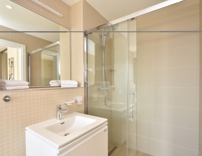Book a villa in Omis