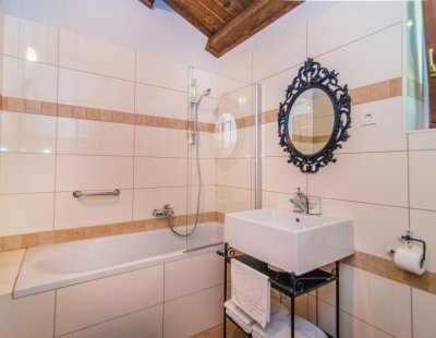 Book a villa in Porec