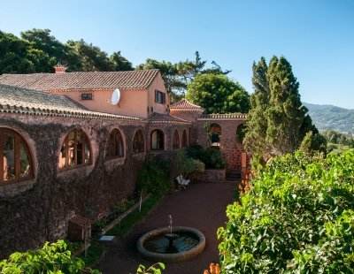 Villa rentals in Bandama