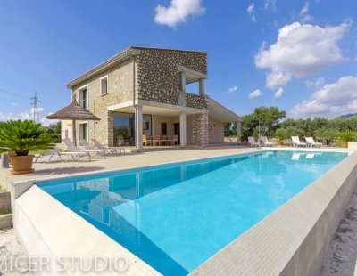 Villas in Spain