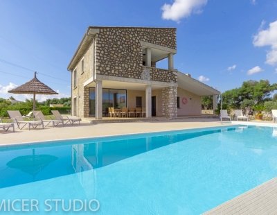 Villa rentals in Pollensa
