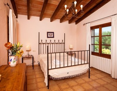 Book a villa in Spain