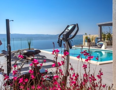 Holiday villas in Omis