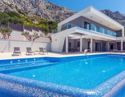 Villa in Omis to rent