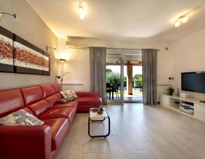 Book a villa in Porec