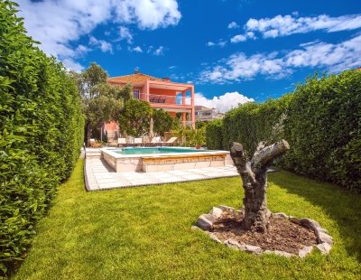 Book a villa holiday in Dalmatia