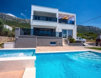 Villa rentals in Dalmatia