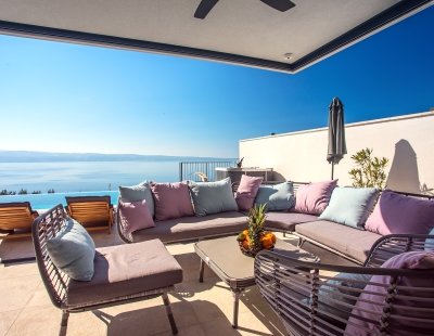 Holiday villas in Omis