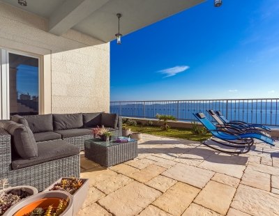 Book a villa holiday in Dalmatia
