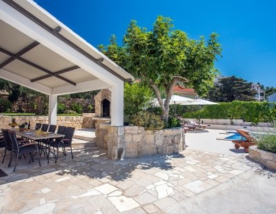 Holiday villas in Omis