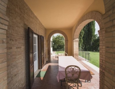 Book a villa in Tuscany