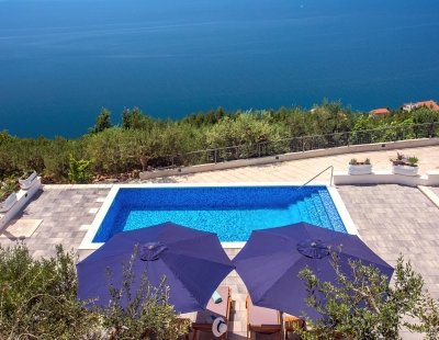Book a villa holiday in Dalmatia