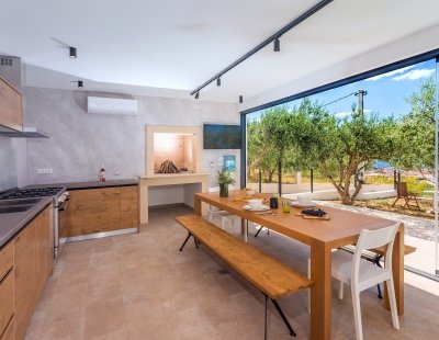 Book a villa in Split