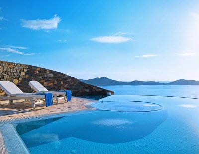 Villa in Elounda to rent